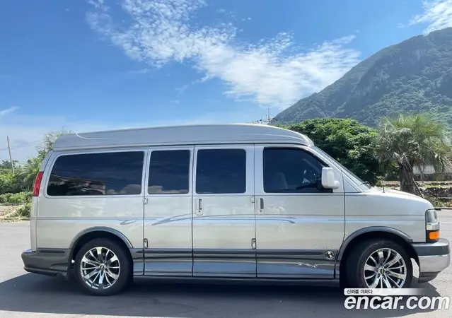Chevrolet Express Van 2007 5.3 автомат (гидро), миниатюра 2