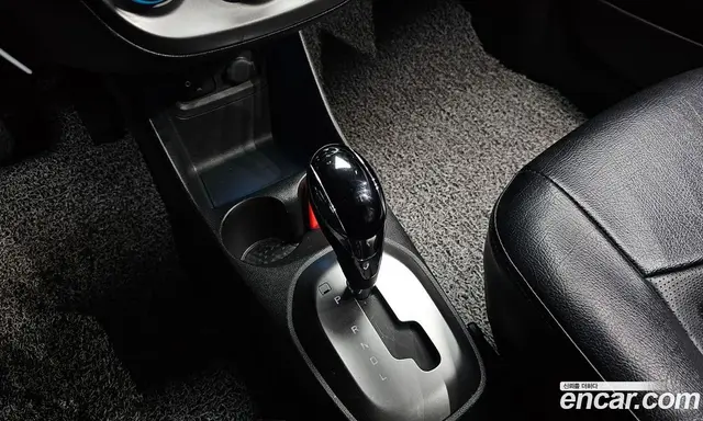 Chevrolet Spark 2015 1.0 автомат (гидро), миниатюра 12
