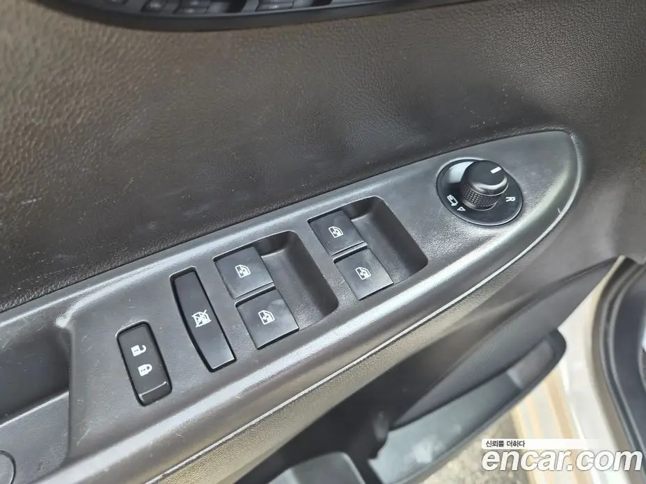 Chevrolet Spark 2019 1.0 автомат (гидро), фото 16 Chevrolet Spark 2019 1.0 автомат (гидро), фото 16