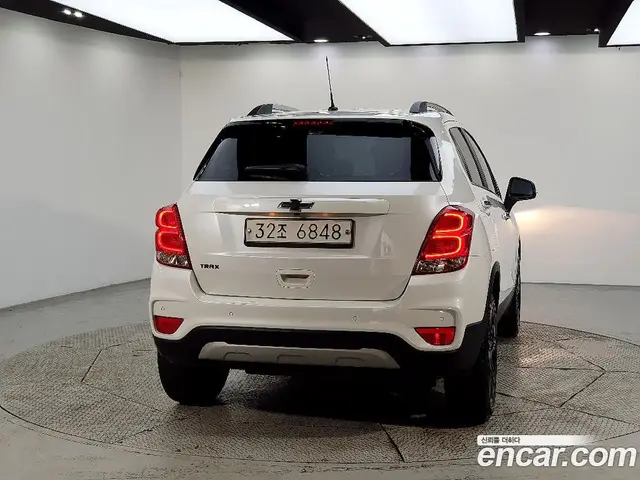 Chevrolet Trax 2019 1.4 автомат (гидро), миниатюра 3