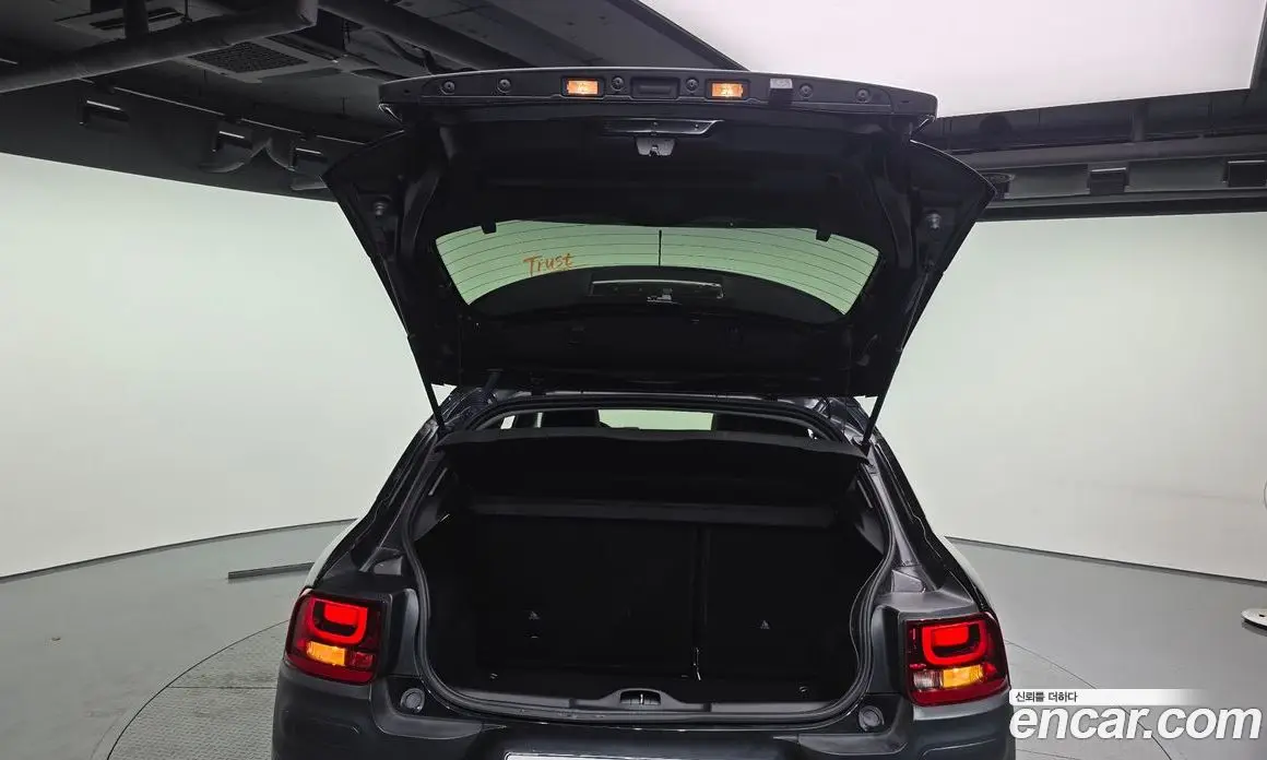 Citroen C4 Cactus 2018 1.6 автомат (гидро), фото 26