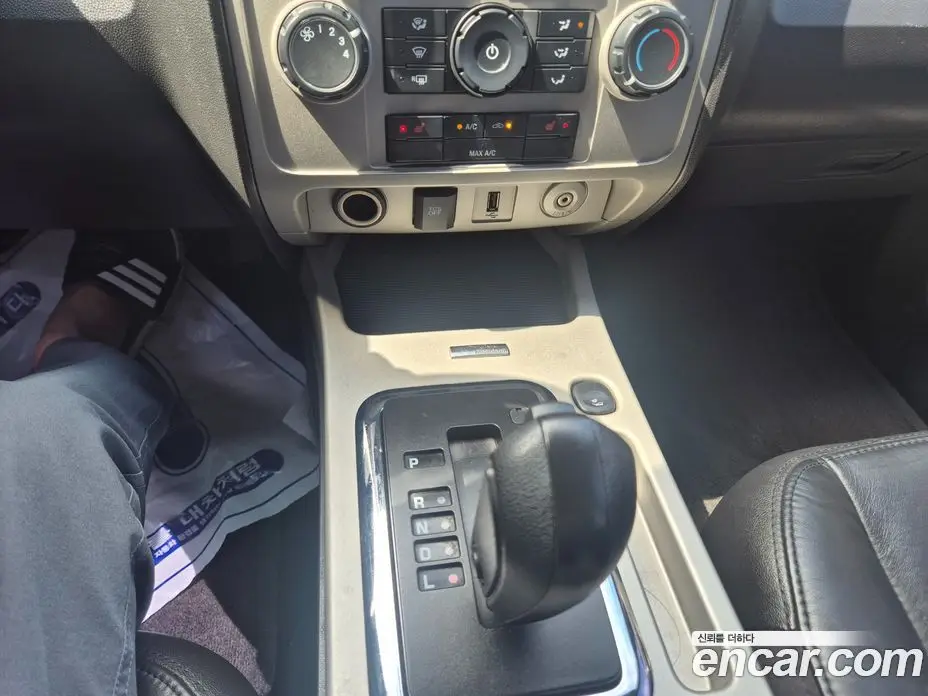 Ford Escape 2011 2.5 автомат (гидро), фото 17