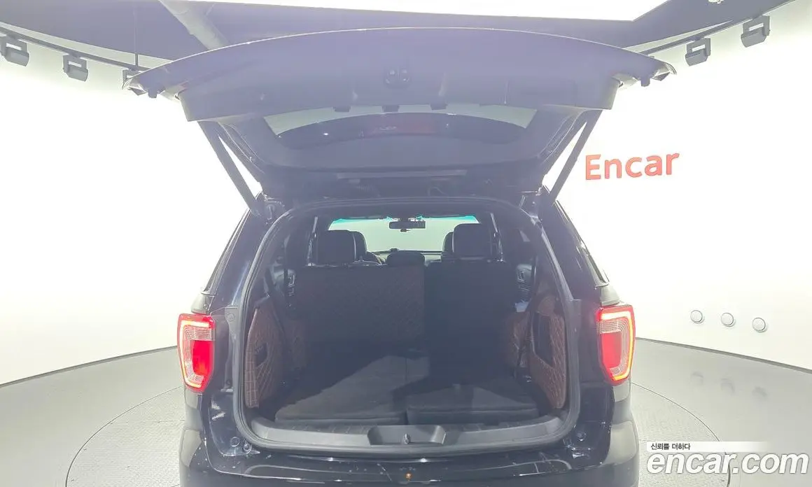 Ford Explorer 2016 2.3 автомат (гидро), фото 16