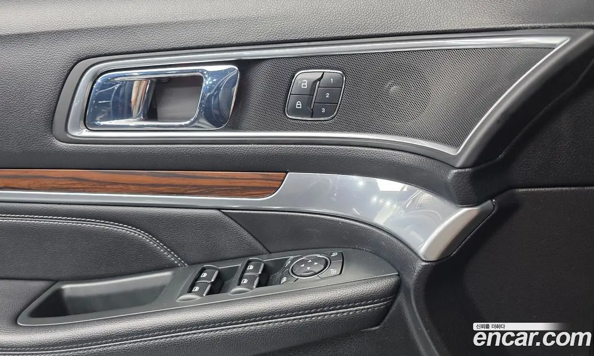 Ford Explorer 2016 2.3 автомат (гидро), фото 17