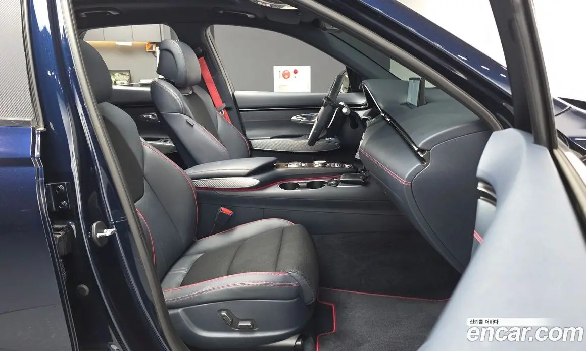 Genesis GV70 2021 2.5 автомат (гидро), фото 11