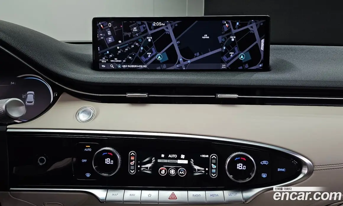 Genesis GV70 2021 2.5 автомат (гидро), фото 20