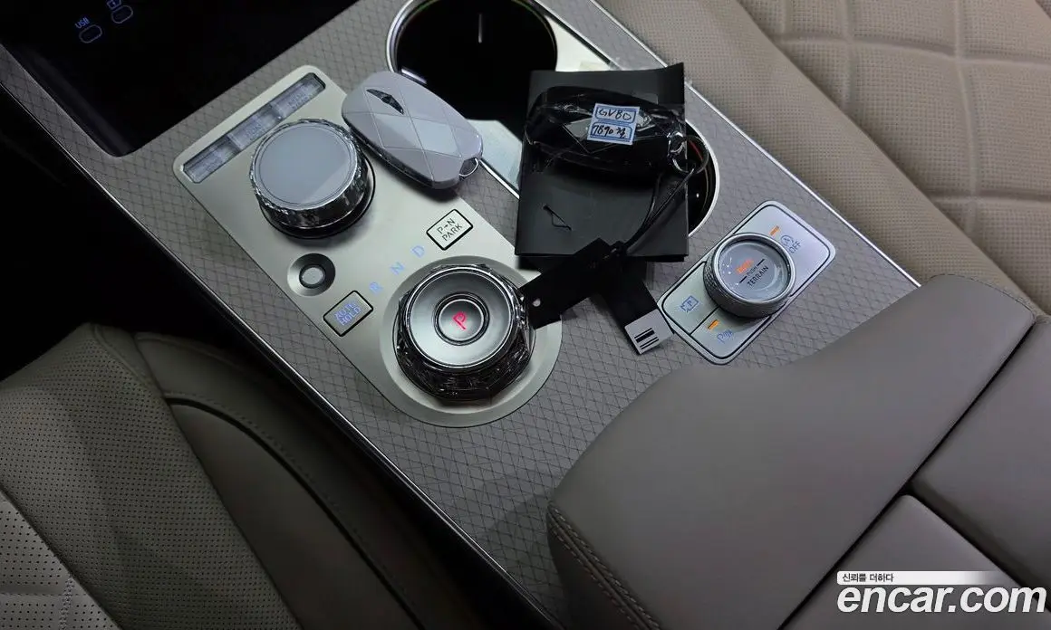 Genesis GV80 2024 2.5 автомат (гидро), фото 12