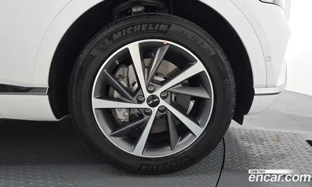 Genesis GV80 2025 2.5 автомат (гидро), миниатюра 7