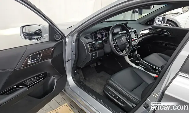 Honda Accord 2017 2.4 автомат (гидро), миниатюра 10