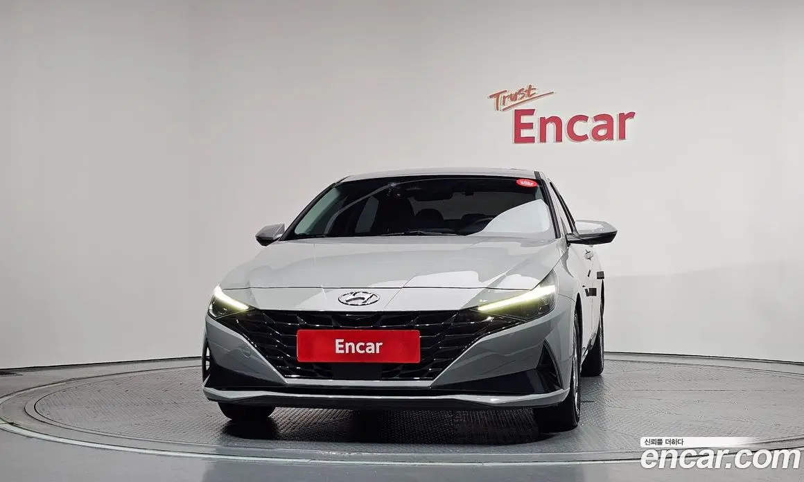 Hyundai Avante 2021 1.6 автомат (гидро), фото 3