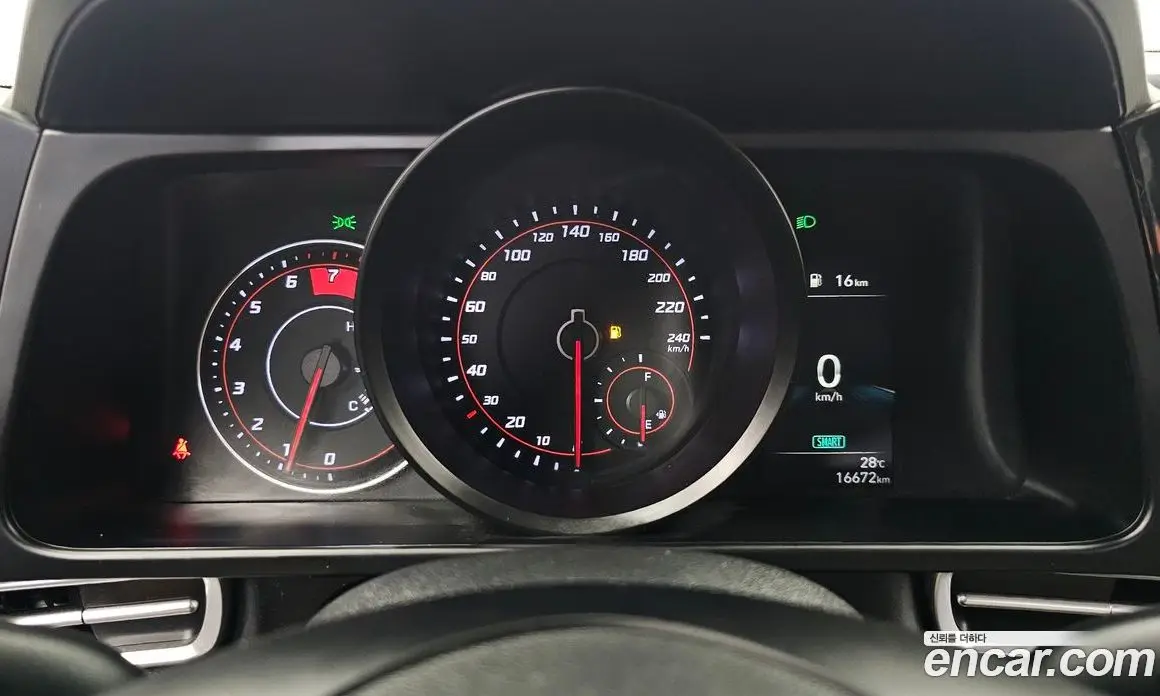 Hyundai Avante 2021 1.6 автомат (гидро), фото 8