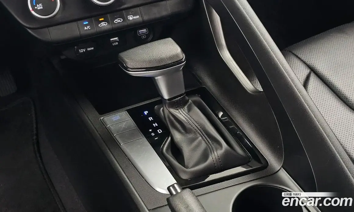 Hyundai Avante 2021 1.6 автомат (гидро), фото 9