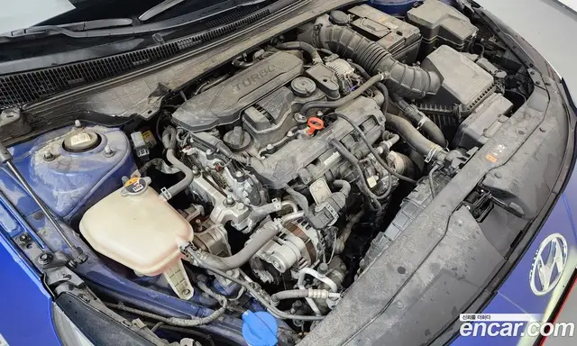 Hyundai Avante 2021 1.6 механика, миниатюра 6