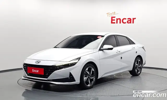 Hyundai Avante 2022 1.6 автомат (гидро), миниатюра 1