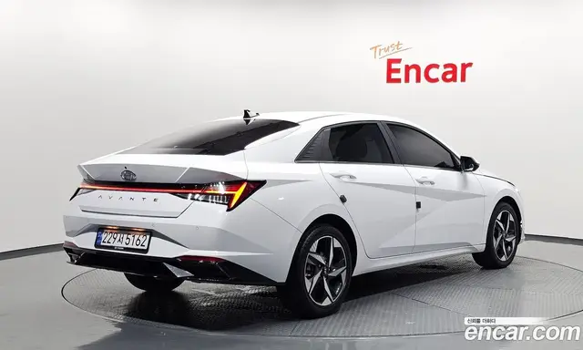Hyundai Avante 2022 1.6 автомат (гидро), миниатюра 2
