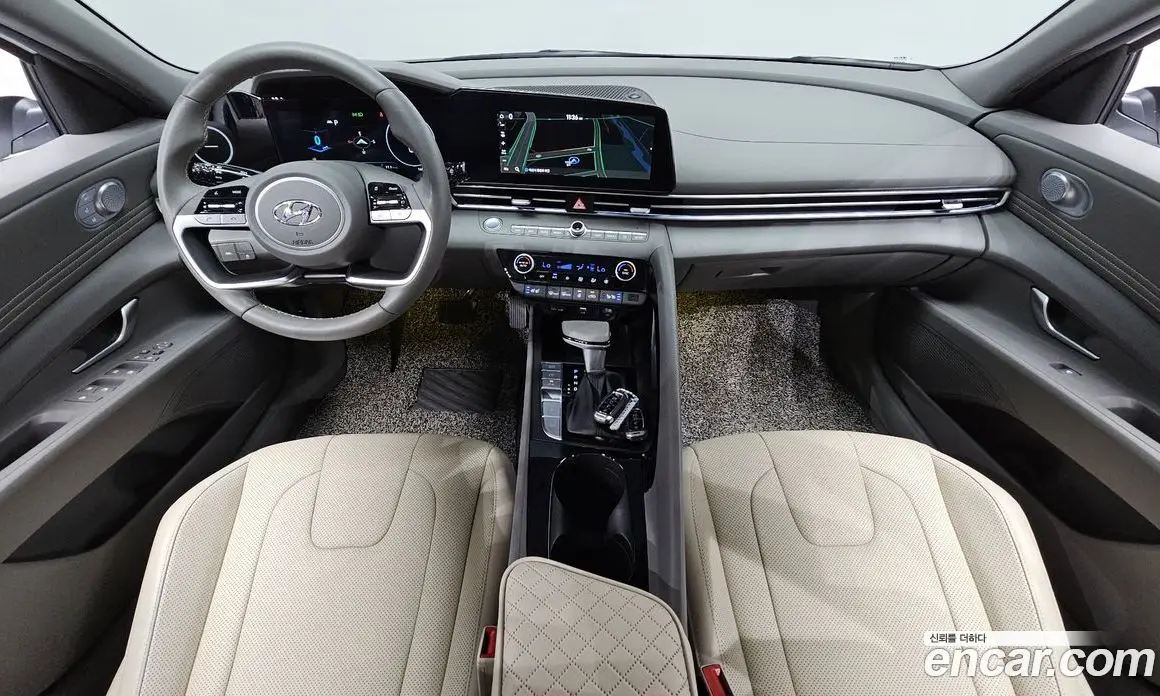 Hyundai Avante 2022 1.6 автомат (гидро), фото 10