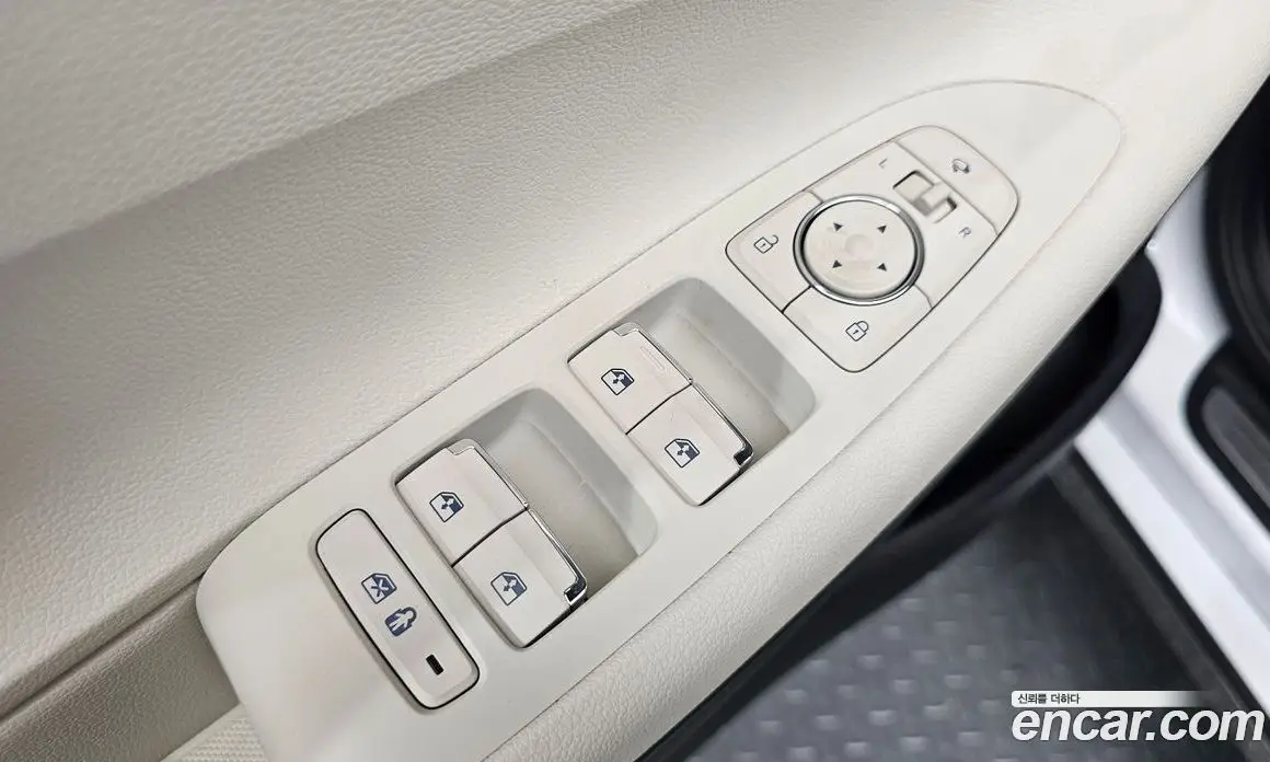 Hyundai Grandeur 2022 2.5 автомат (гидро), фото 27