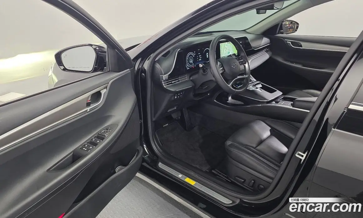 Hyundai Grandeur 2022 2.5 автомат (гидро), фото 13