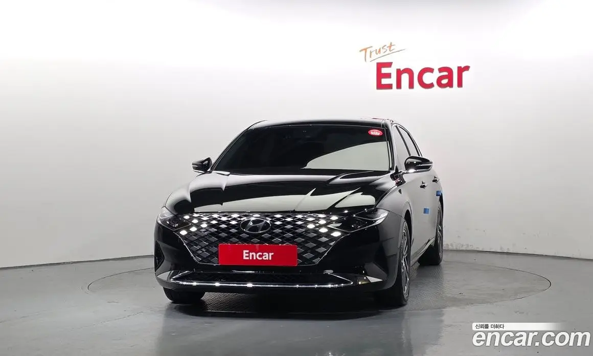 Hyundai Grandeur 2022 2.5 автомат (гидро), фото 3