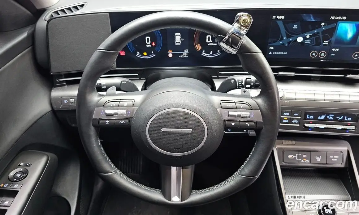 Hyundai Kona 2023 1.6 автомат (гидро), фото 18