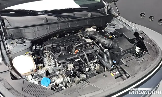 Hyundai Kona 2023 1.6 автомат (гидро), миниатюра 6