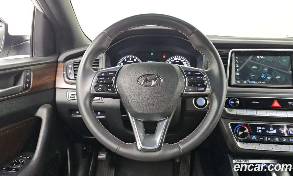 Hyundai Sonata 2017 2.0 автомат (гидро), фото 17