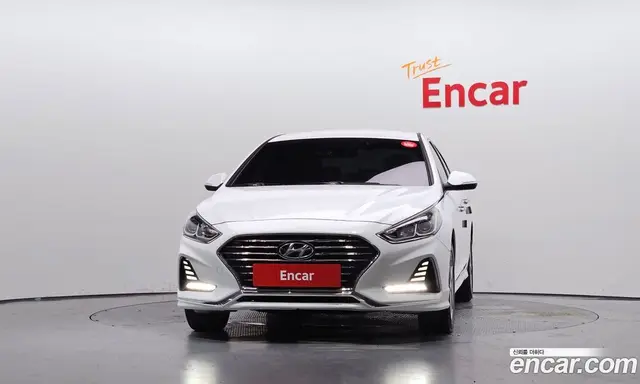 Hyundai Sonata 2017 2.0 автомат (гидро), миниатюра 3
