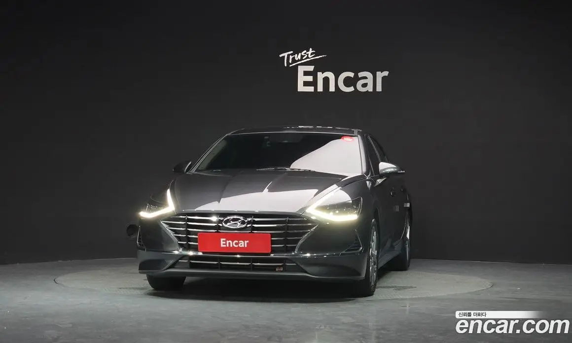 Hyundai Sonata 2022 2.0 автомат (гидро), фото 3