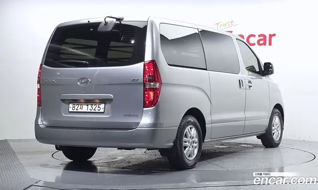 Hyundai Starex 2020 2.5 автомат (гидро), миниатюра 2