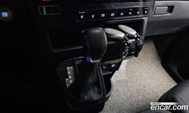 Hyundai Staria 2025 1.6 автомат (гидро), миниатюра 11