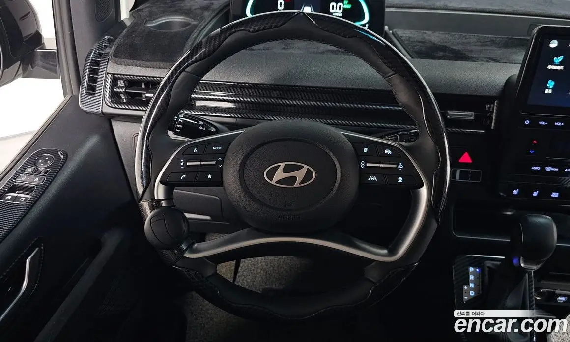 Hyundai Staria 2025 1.6 автомат (гидро), фото 18