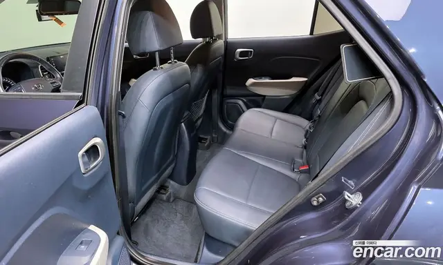 Hyundai Venue 2021 1.6 автомат (гидро), миниатюра 12