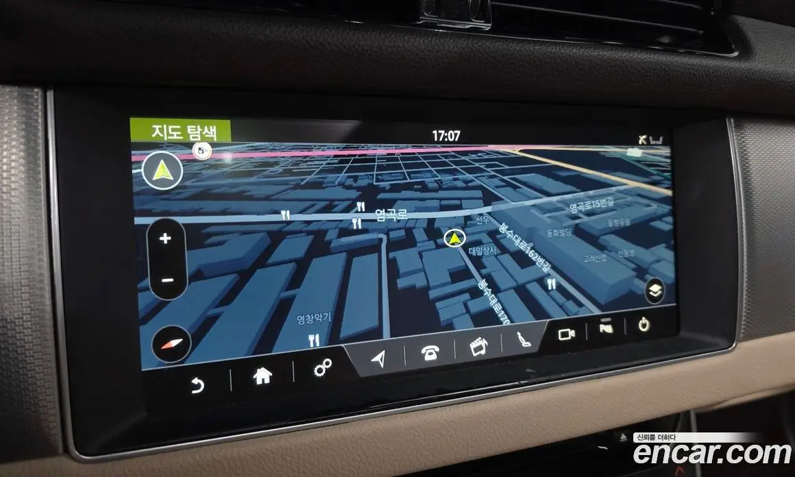 Jaguar XF 2018 2.0 автомат (гидро), фото 15