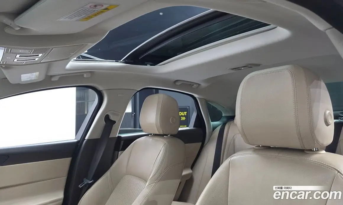 Jaguar XF 2018 2.0 автомат (гидро), фото 18