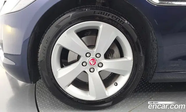 Jaguar XF 2018 2.0 автомат (гидро), миниатюра 5