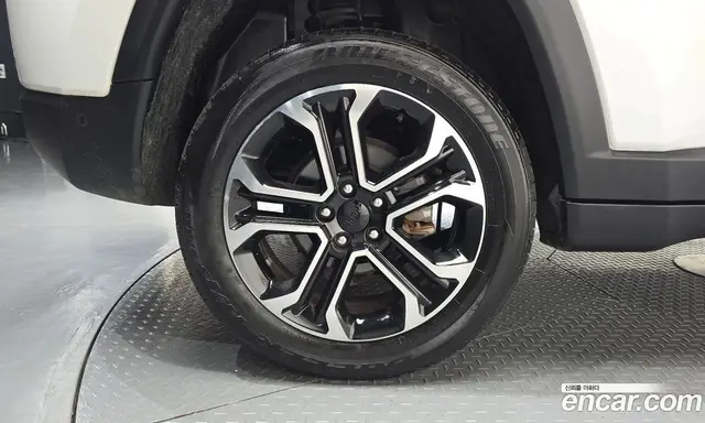 Jeep Compass 2022 2.4 автомат (гидро), миниатюра 5