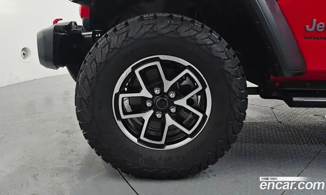 Jeep Wrangler 2025 2.0 автомат (гидро), миниатюра 5