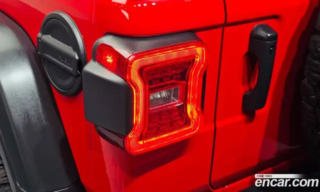 Jeep Wrangler 2025 2.0 автомат (гидро), миниатюра 9