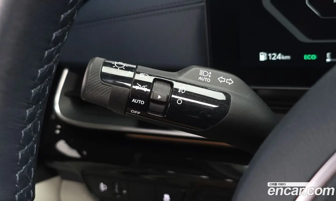 Kia Carnival 2024 1.6 автомат (гидро), фото 27