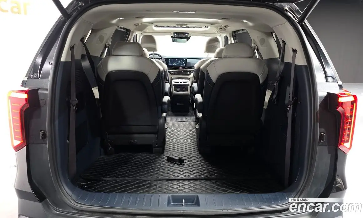 Kia Carnival 2024 1.6 автомат (гидро), фото 36