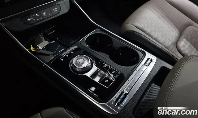 Kia Carnival 2024 2.2 автомат (гидро), миниатюра 12