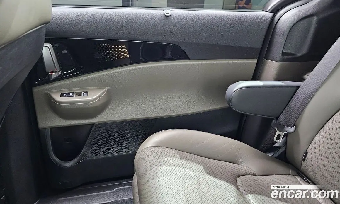 Kia Carnival 2024 2.2 автомат (гидро), фото 15