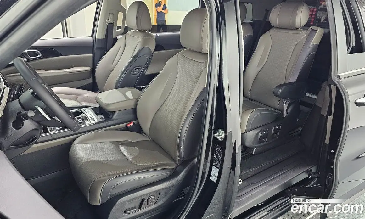Kia Carnival 2024 2.2 автомат (гидро), фото 17