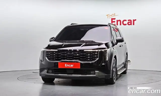 Kia Carnival 2024 2.2 автомат (гидро), миниатюра 3