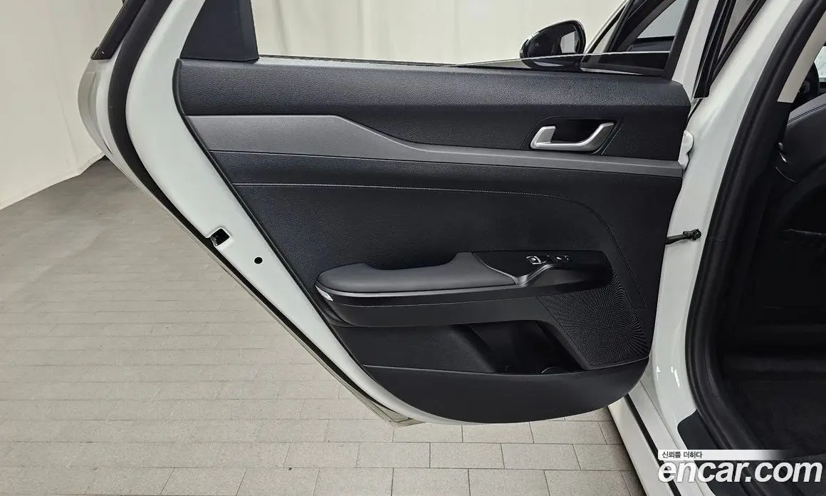 Kia K5 (Optima) 2025 2.0 автомат (гидро), фото 14