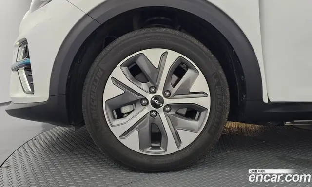Kia Niro 2021 0.2 автомат (гидро), миниатюра 5