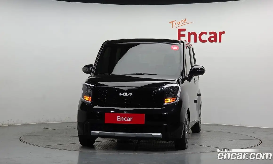 Kia Ray 2023 1.0 автомат (гидро), фото 3