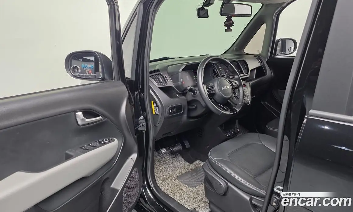 Kia Ray 2023 1.0 автомат (гидро), фото 10
