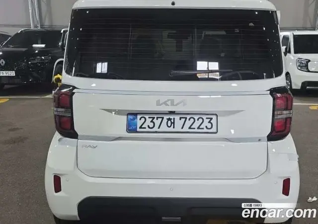 Kia Ray 2026 1.0 автомат (гидро), миниатюра 3