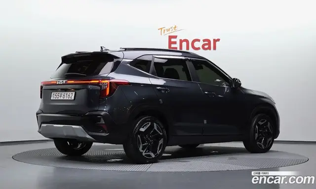 Kia Seltos 2024 1.6 автомат (гидро), миниатюра 2